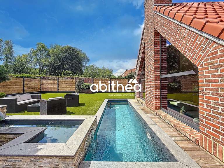 Villa Orchies - 6 bedrooms - 388m²