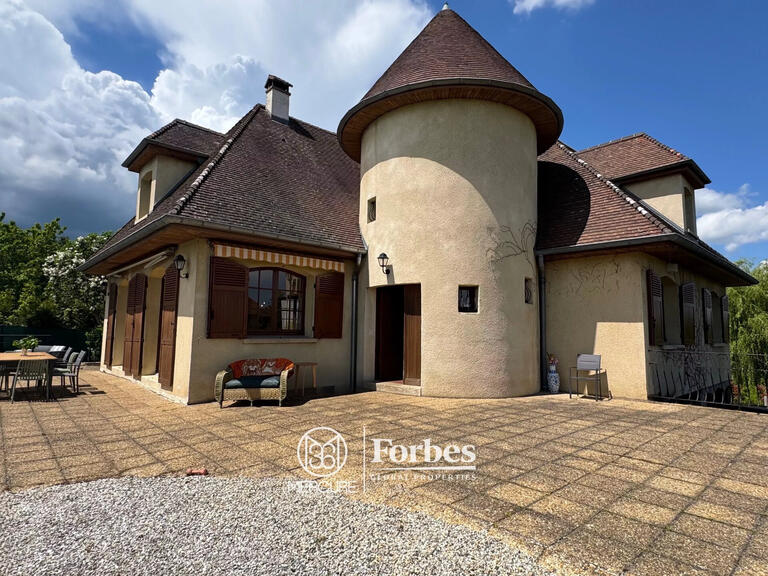 Maison Orcines - 4 chambres - 250m²