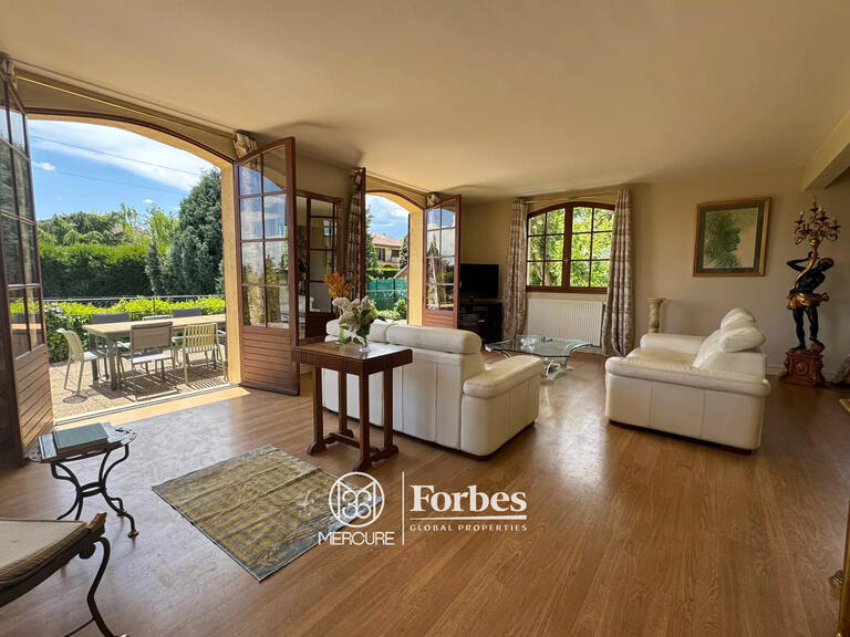 Maison Orcines - 4 chambres - 250m²