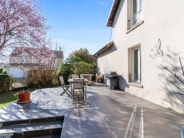 Maison Orgeval - 5 chambres - 163m²