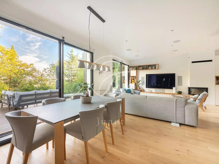 Maison Orgeval - 5 chambres - 183m²