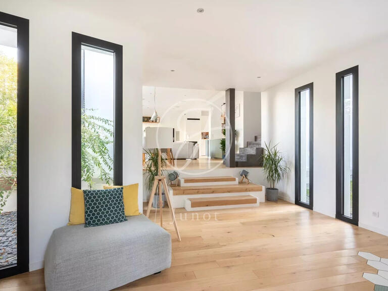 Maison Orgeval - 5 chambres - 183m²