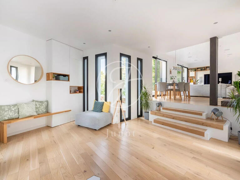 Maison Orgeval - 5 chambres - 183m²