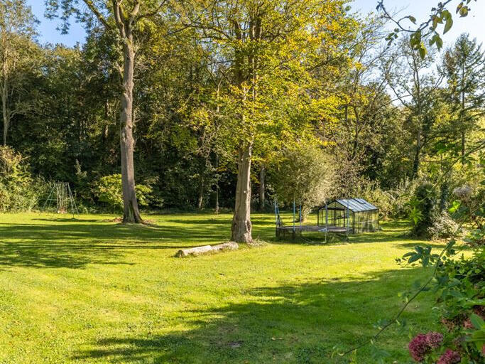 Maison Orgeval - 6 chambres - 275m²