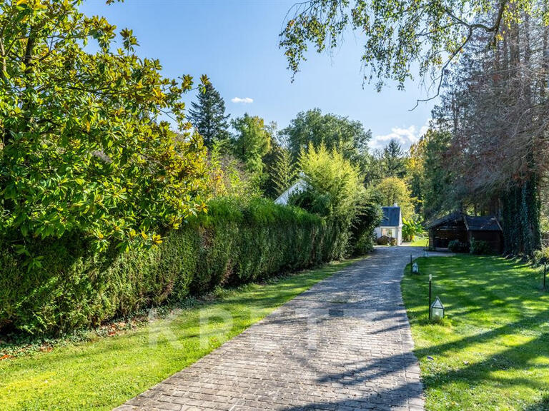 Maison Orgeval - 6 chambres - 275m²