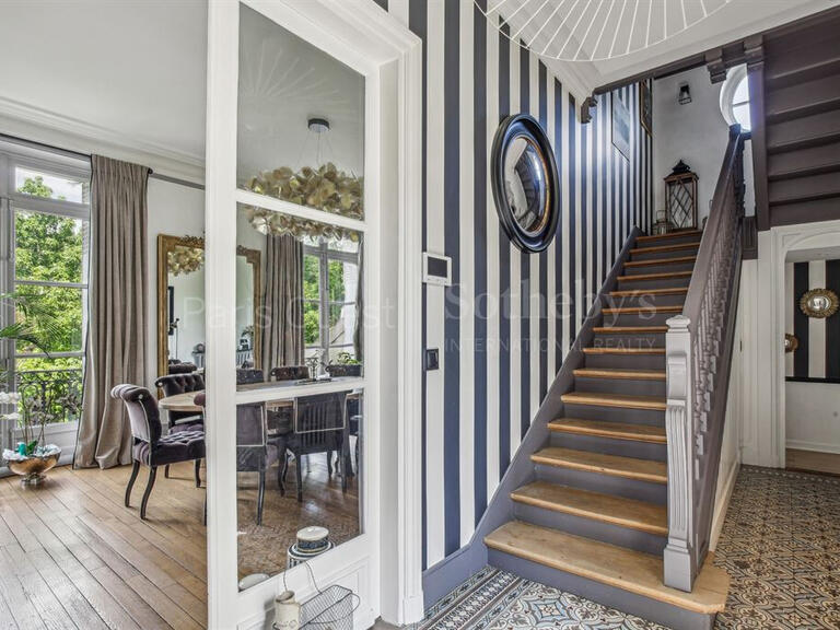 Maison Orgeval - 6 chambres - 280m²