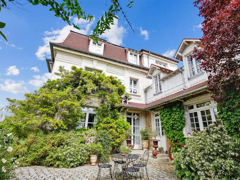 Maison Orgeval - 6 chambres - 280m²