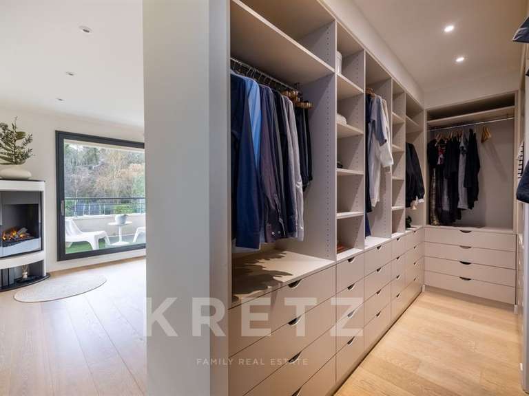 Maison Orgeval - 5 chambres - 198m²