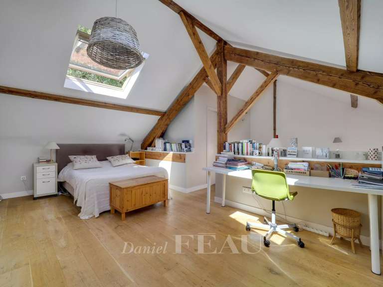 Maison Orgeval - 4 chambres - 452m²