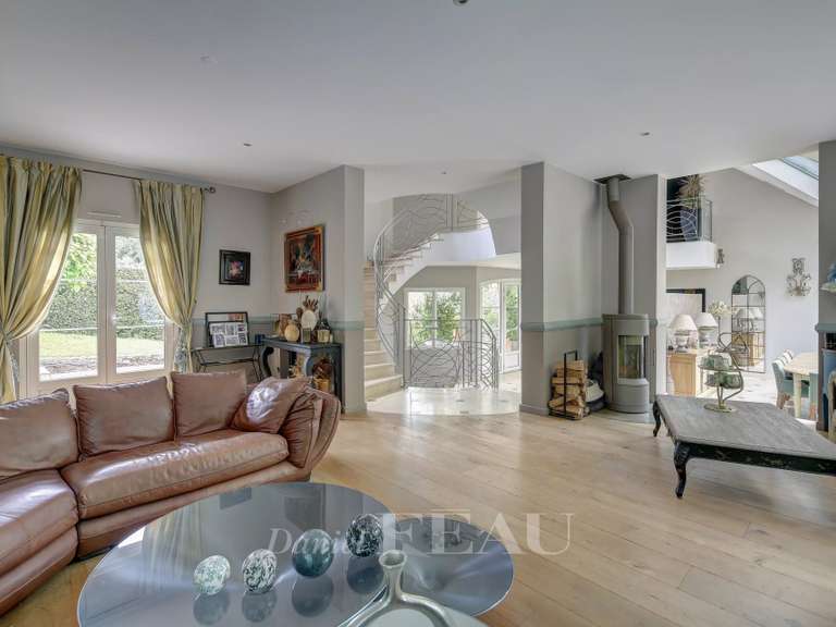 Maison Orgeval - 6 chambres - 490m²