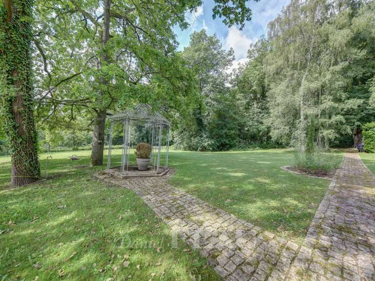 Maison Orgeval - 6 chambres - 490m²