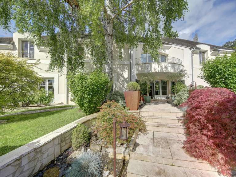 Maison Orgeval - 6 chambres - 490m²