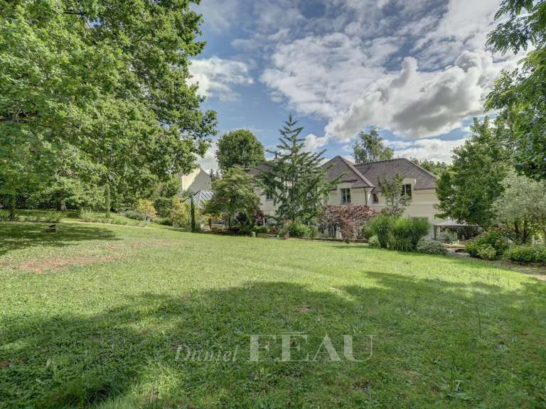 Maison Orgeval - 6 chambres - 490m²