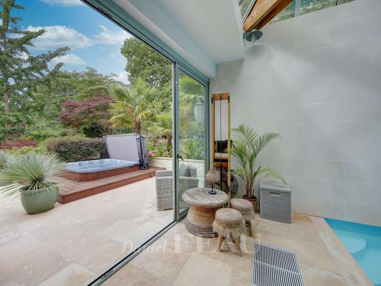 Maison Orgeval - 6 chambres - 490m²