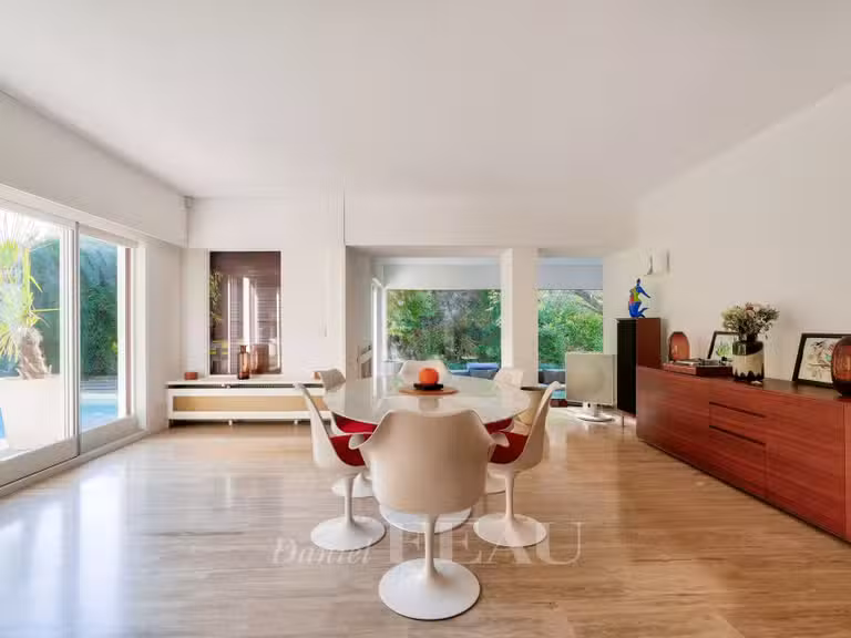 Maison Orgeval - 7 chambres - 519m²