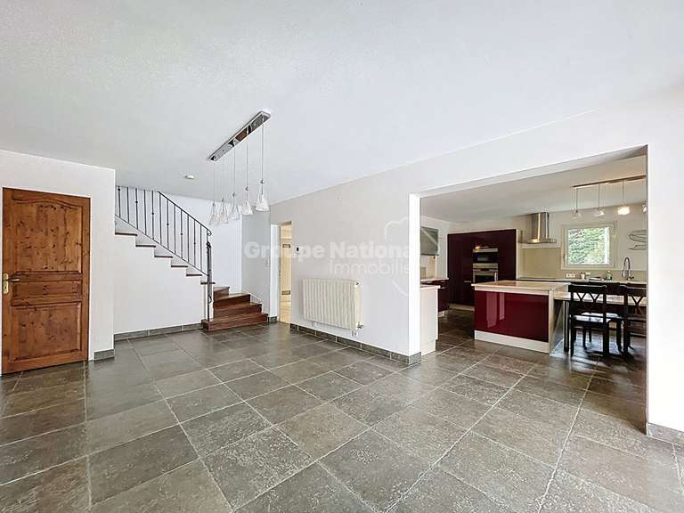 Maison Orgon - 7 chambres - 325m²