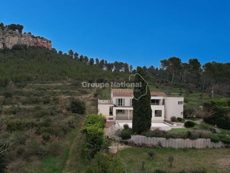 Maison Orgon - 7 chambres - 325m²