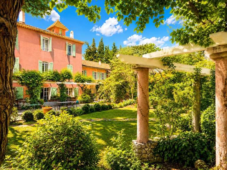 Propriété Orgon - 7 chambres - 826m²