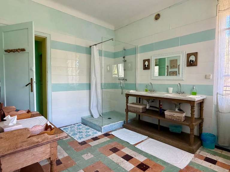 Propriété Orgon - 7 chambres - 826m²
