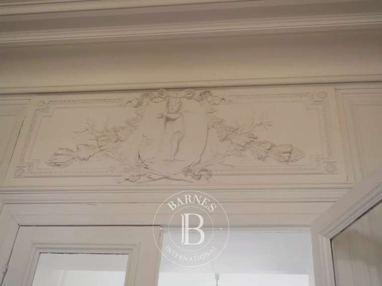 Château Orléans - 14 chambres - 534m²