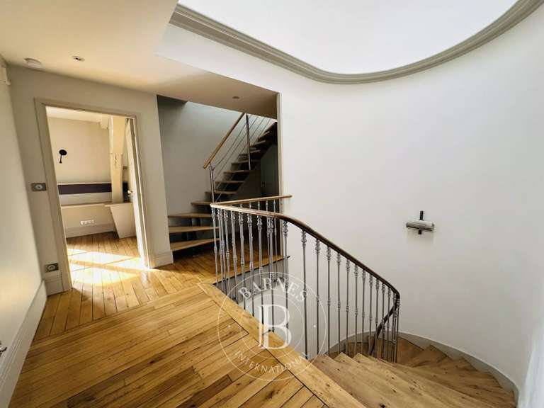 Hôtel particulier Orléans - 5 chambres - 243m²