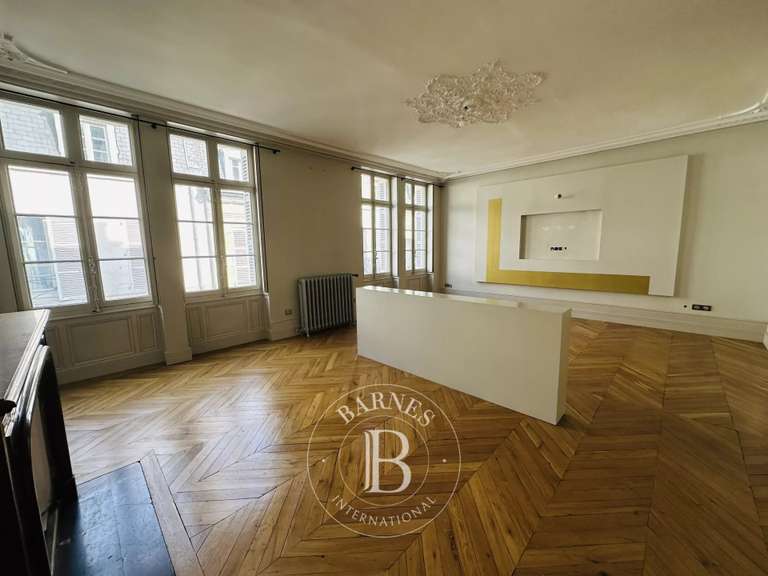 Hôtel particulier Orléans - 5 chambres - 243m²
