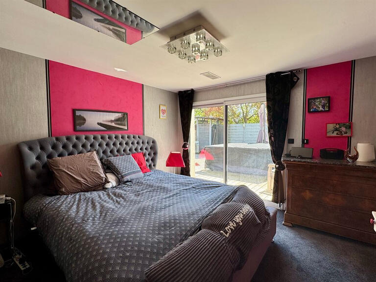 Maison Orléans - 4 chambres - 245m²