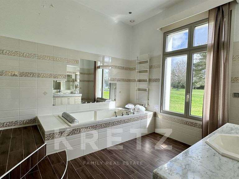 Maison Orléans - 10 chambres - 1000m²
