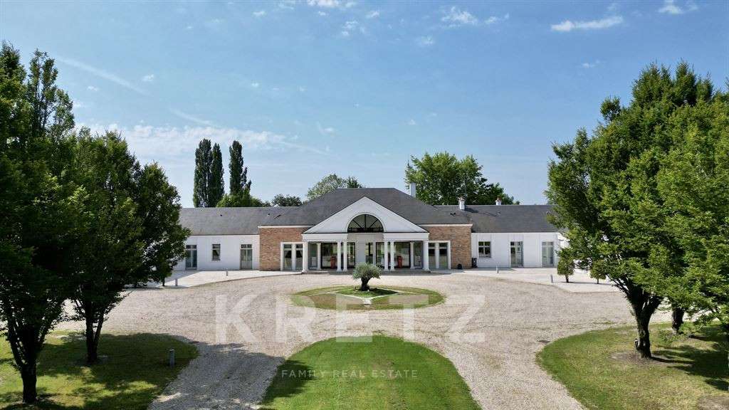 Maison Orléans