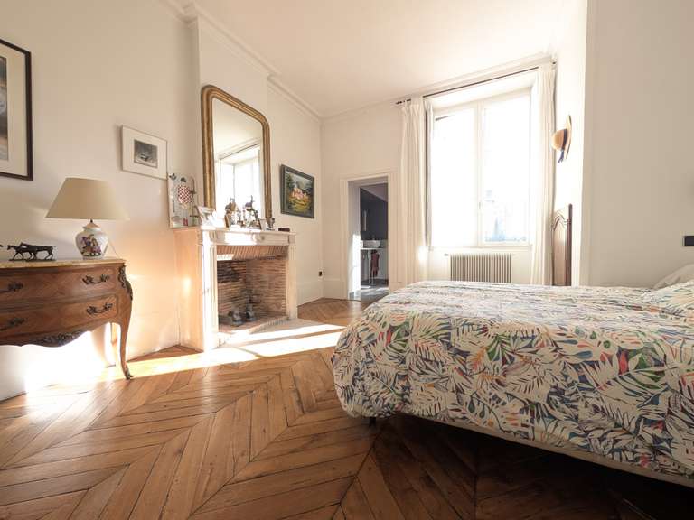 House Orléans - 7 bedrooms - 200m²