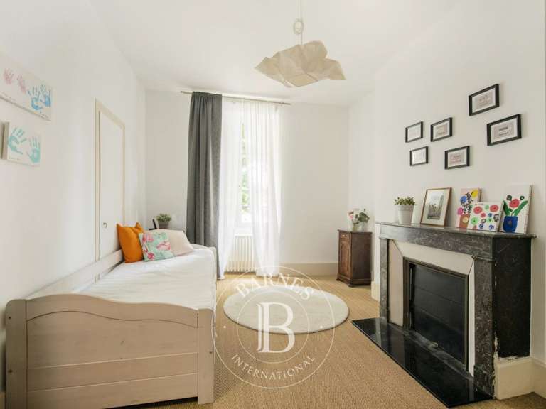 Maison Orléans - 5 chambres - 247m²