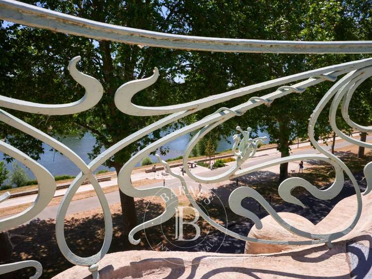 Maison Orléans - 5 chambres - 266m²