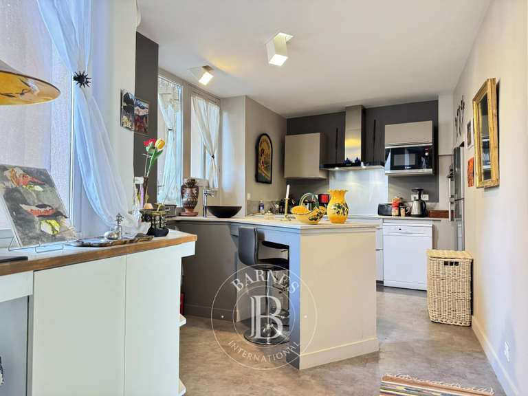 Maison Orléans - 5 chambres - 266m²