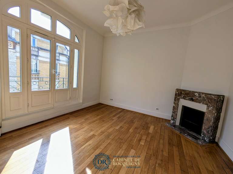 Maison Orléans - 5 chambres - 214m²