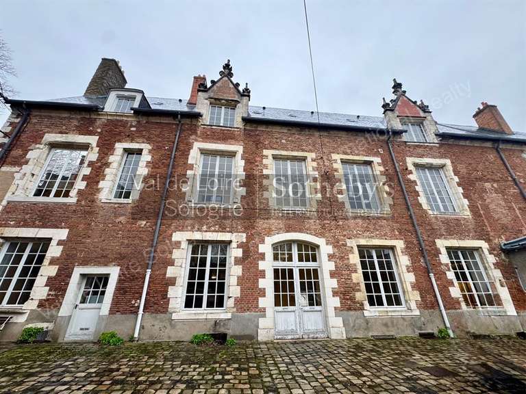 Maison Orléans - 1300m²