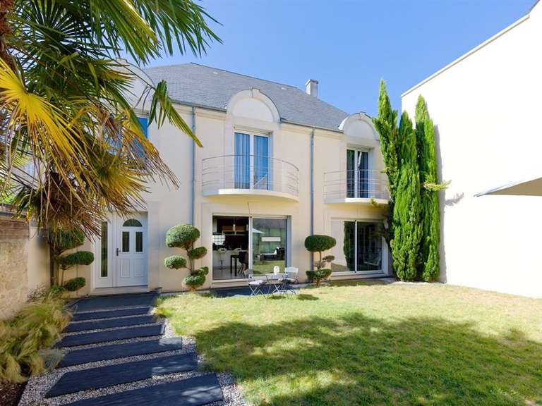 Maison Orléans - 5 chambres - 197m²