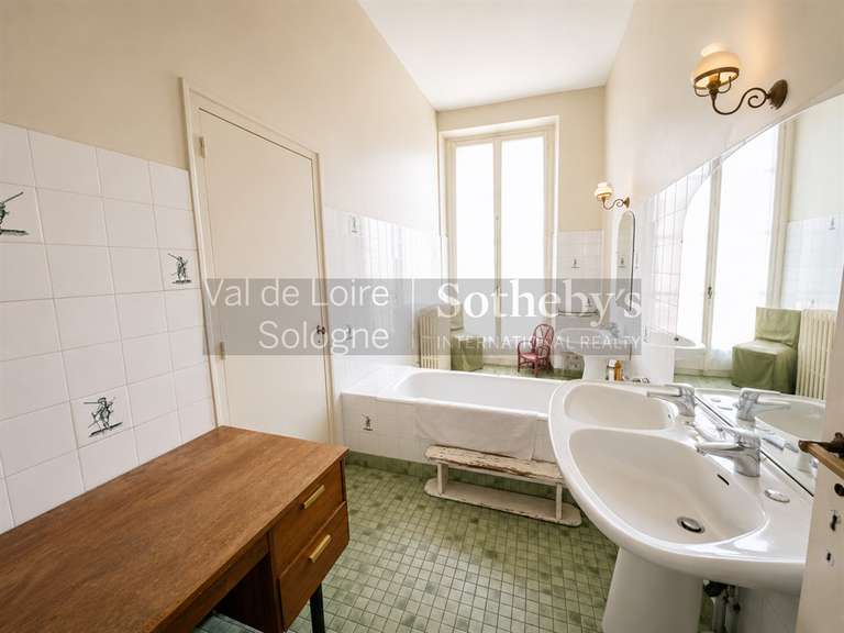 Maison Orléans - 9 chambres - 414m²