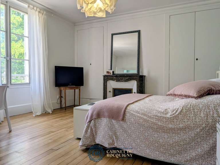 Maison Orléans - 5 chambres - 248m²