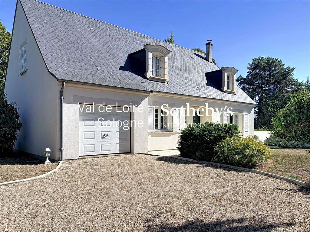 Maison Orléans