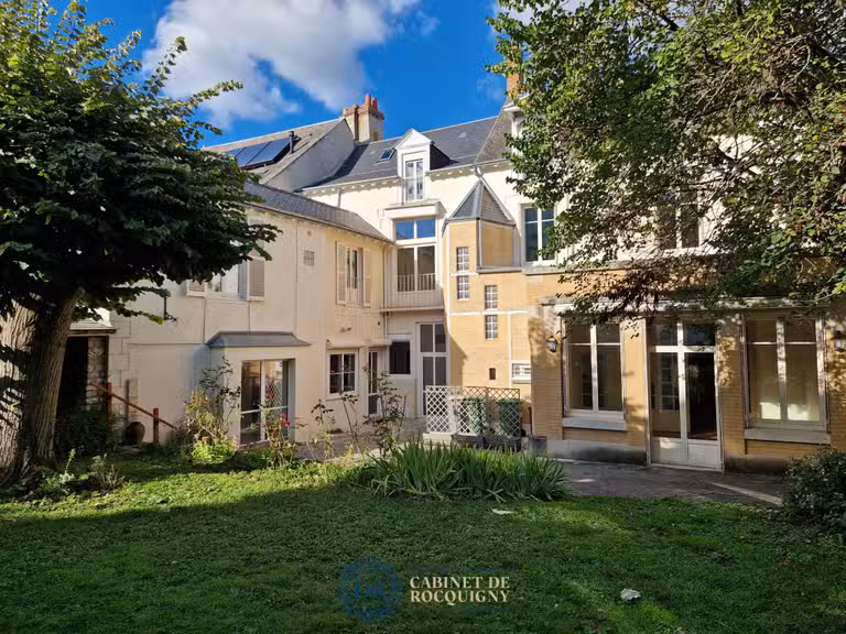 Maison Orléans - 7 chambres - 268m²