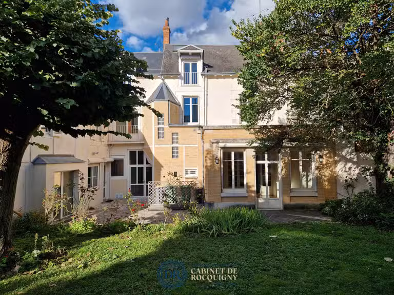 Maison Orléans - 7 chambres - 268m²
