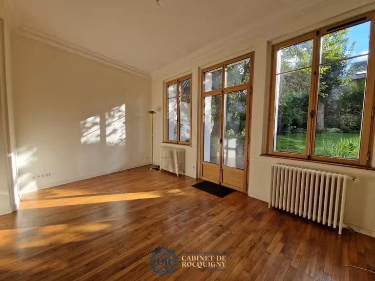 Maison Orléans - 7 chambres - 268m²