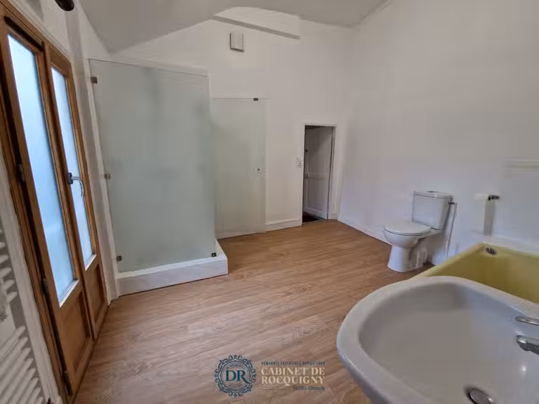 Maison Orléans - 7 chambres - 268m²