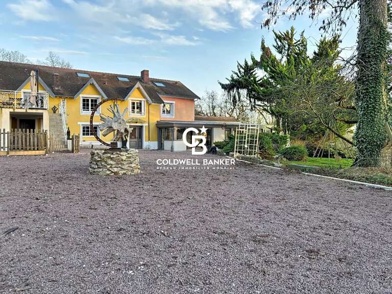 Maison Orly-sur-Morin - 14 chambres - 910m²