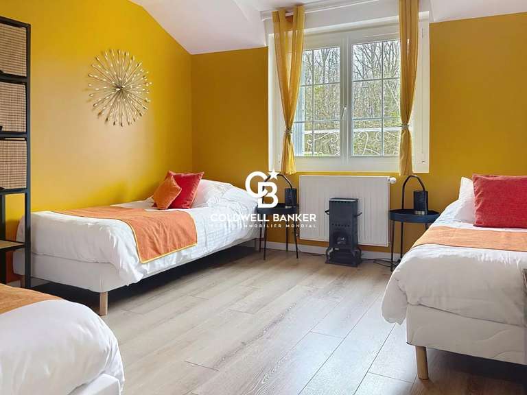 Maison Orly-sur-Morin - 14 chambres - 910m²