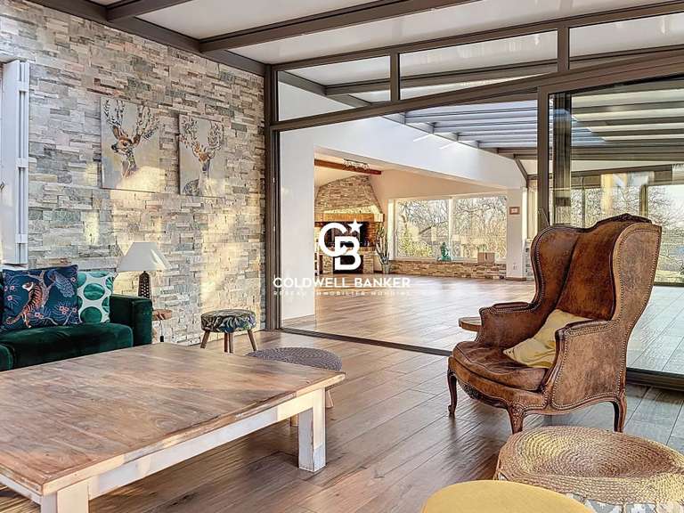 Maison Orly-sur-Morin - 14 chambres - 910m²