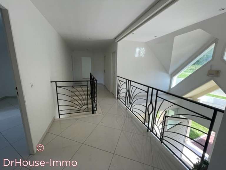 Villa Ormesson - 6 chambres - 260m²