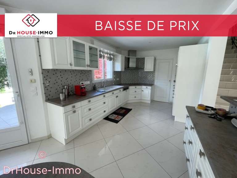 Villa Ormesson - 6 chambres - 260m²