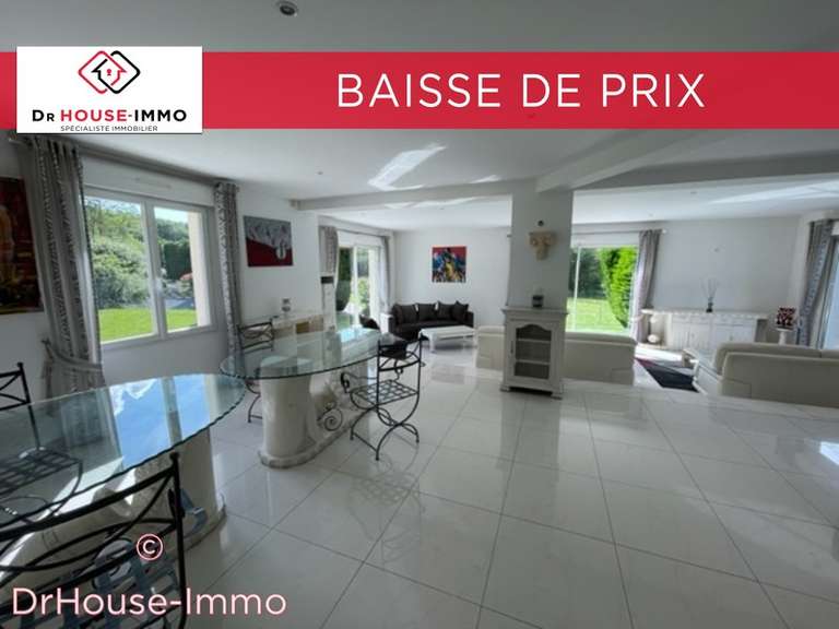 Villa Ormesson - 6 chambres - 260m²