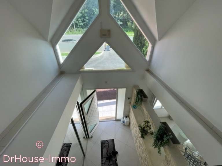 Villa Ormesson - 6 chambres - 260m²